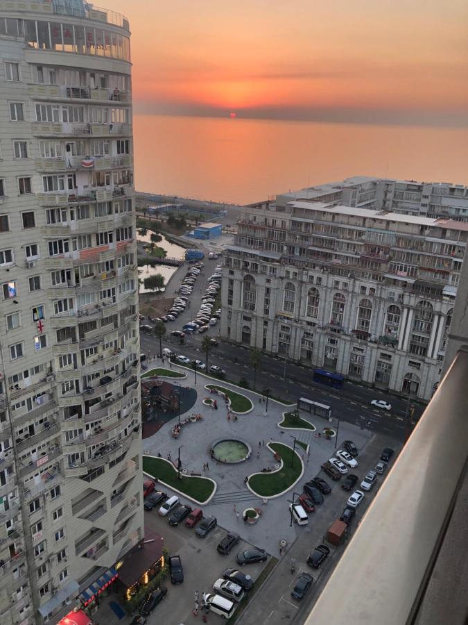 Удобные Апартаменты С Видом На Море Batumi Esterno foto